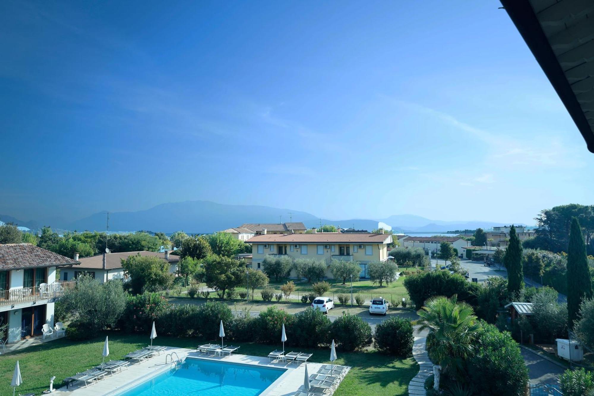 Residence Molino - Holiday Apartments マネルバ・デル・ガルダ エクステリア 写真