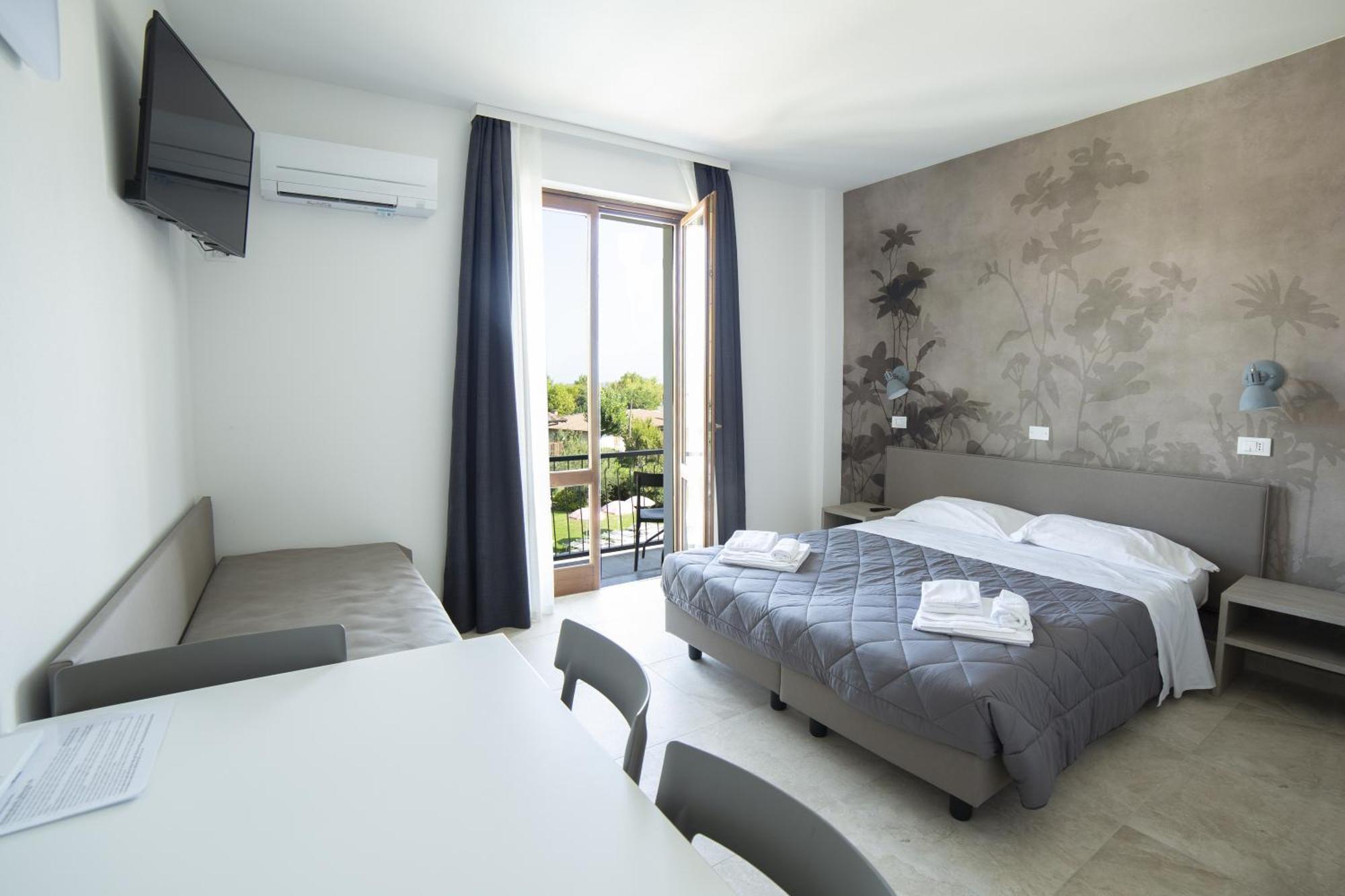 Residence Molino - Holiday Apartments マネルバ・デル・ガルダ エクステリア 写真